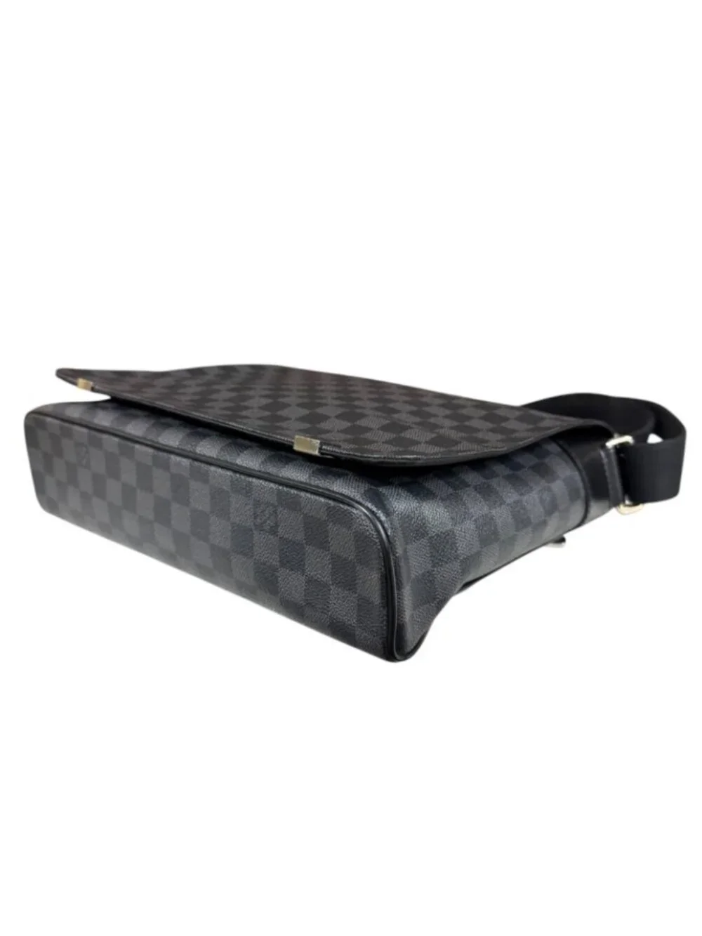 Louis Vuitton District MM NM Damier Graphite Shoulder Bag Canvas Black